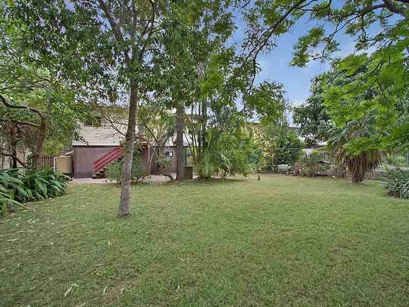8 Dol Street, Woodridge QLD 4114