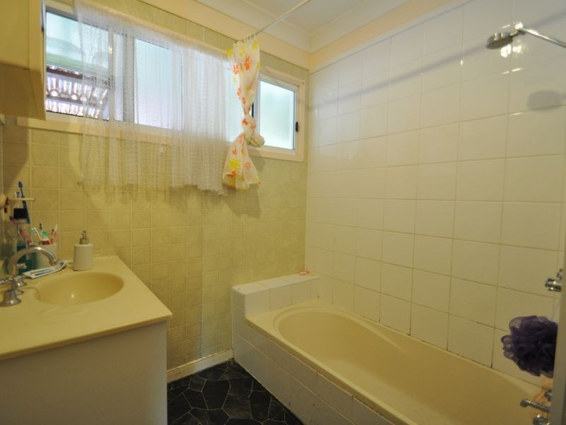 12 Douglas Street, Woodridge QLD 4114