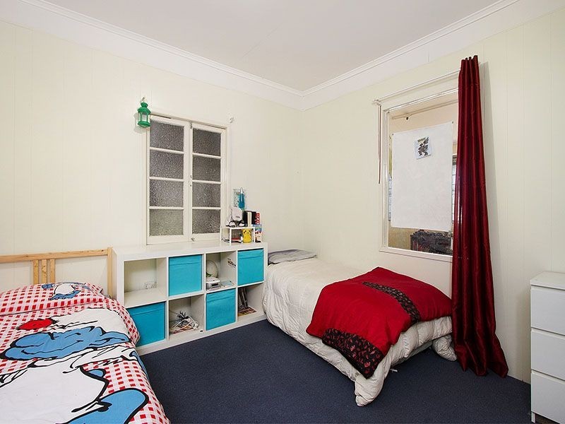 10 Nyanza Street, Woodridge QLD 4114