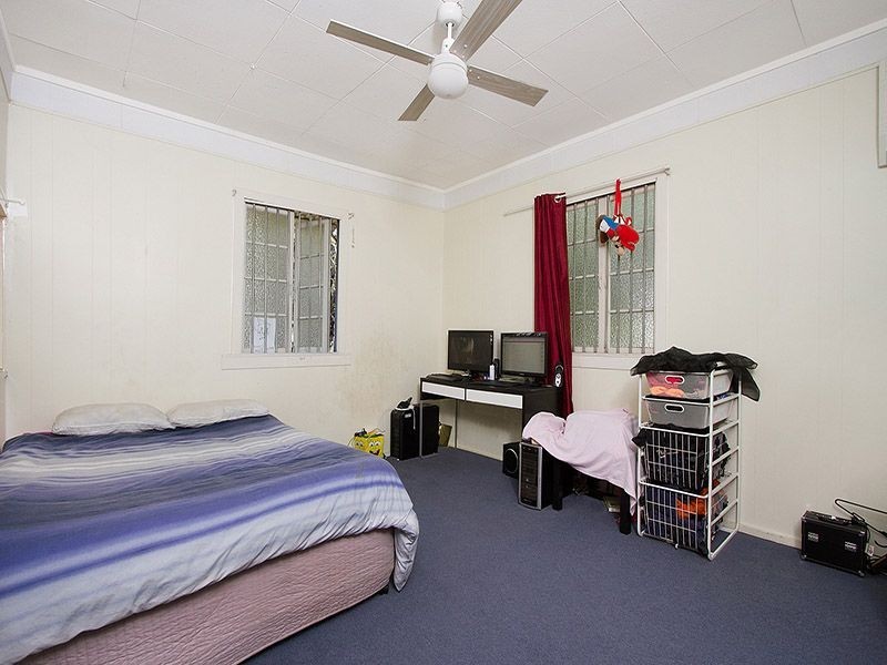 10 Nyanza Street, Woodridge QLD 4114