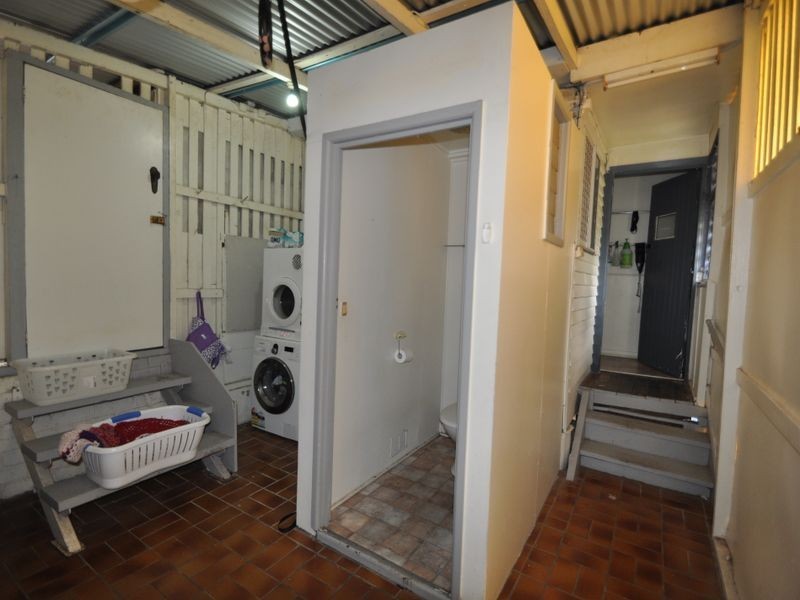 10 Nyanza Street, Woodridge QLD 4114