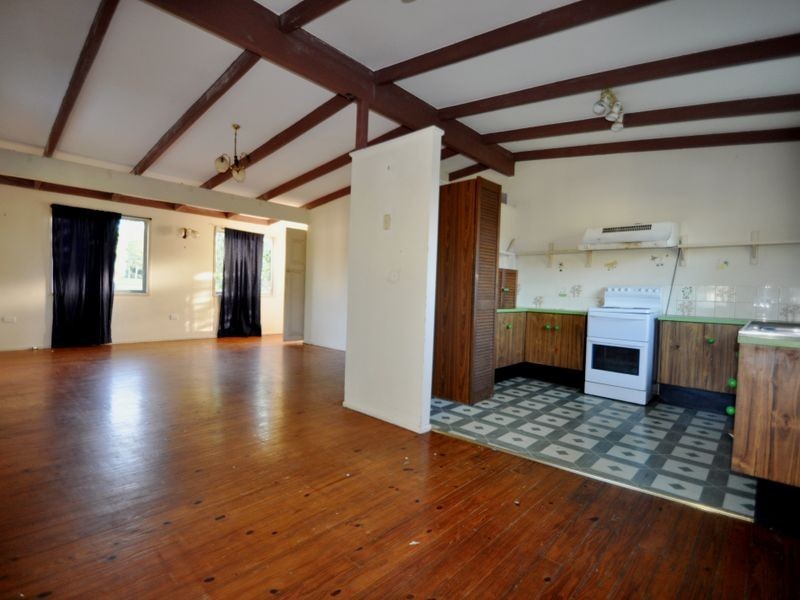 16 Parkdale Street, Woodridge QLD 4114