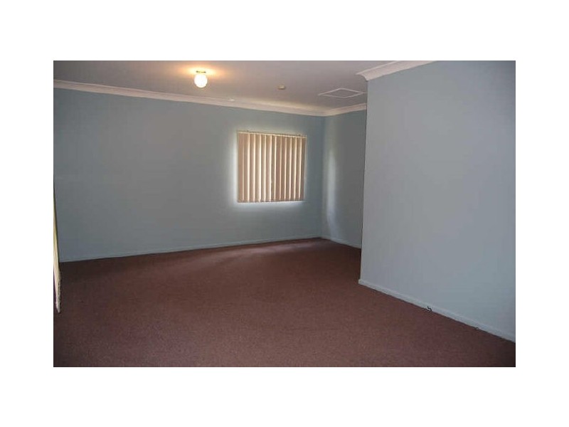 35 North Road, Woodridge QLD 4114