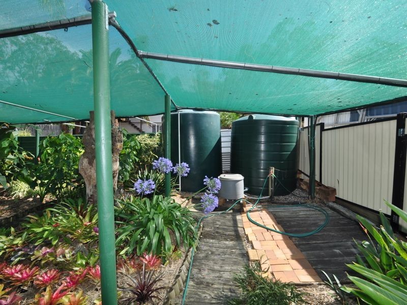 16 Laughlin Street, Kingston QLD 4114