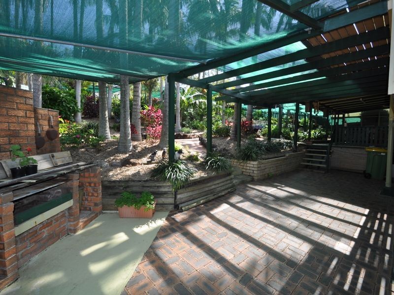 16 Laughlin Street, Kingston QLD 4114