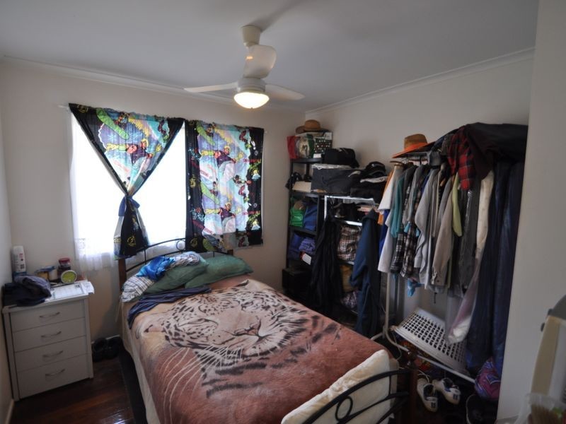 16 Darren Drive, Slacks Creek QLD 4127