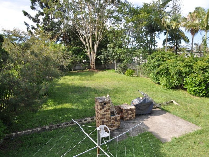 16 Darren Drive, Slacks Creek QLD 4127