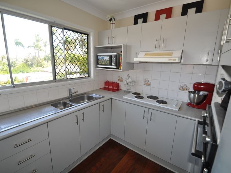 84 Smith Road, Woodridge QLD 4114