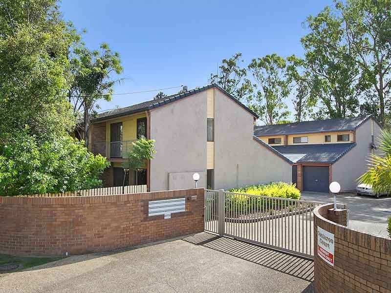 10/2 College Street, Loganlea QLD 4131