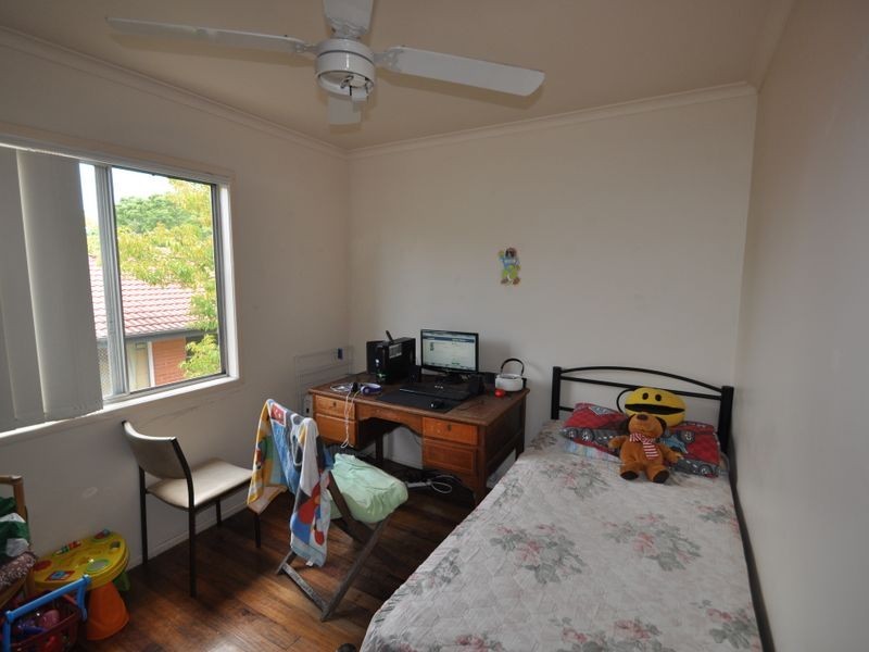 18 Plunkett Street, Woodridge QLD 4114