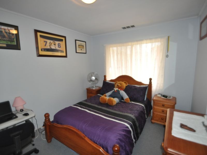 10 Augustus Street, Kingston QLD 4114