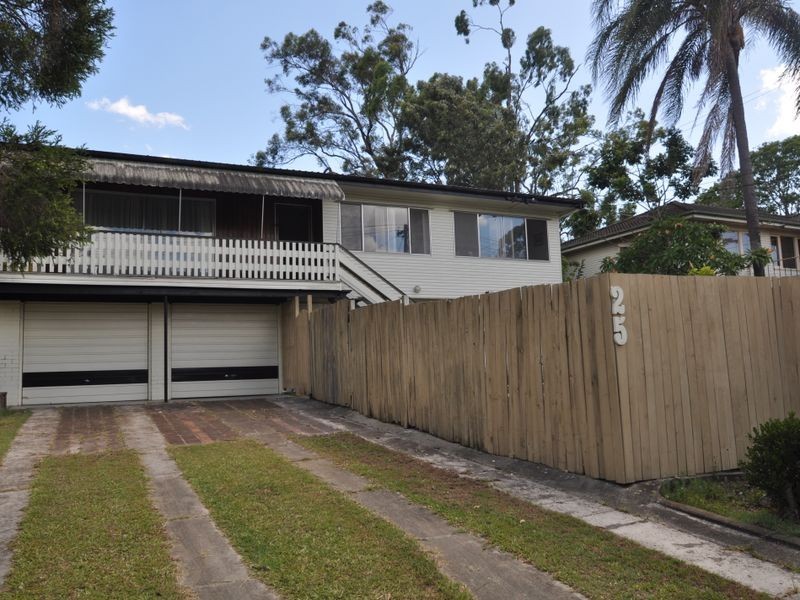 25 Ash Avenue, Woodridge QLD 4114