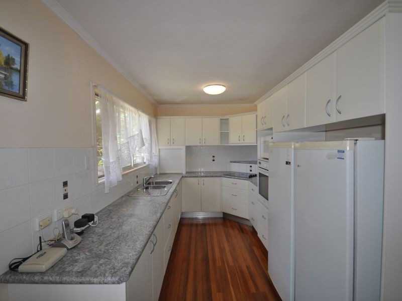 25 Ash Avenue, Woodridge QLD 4114