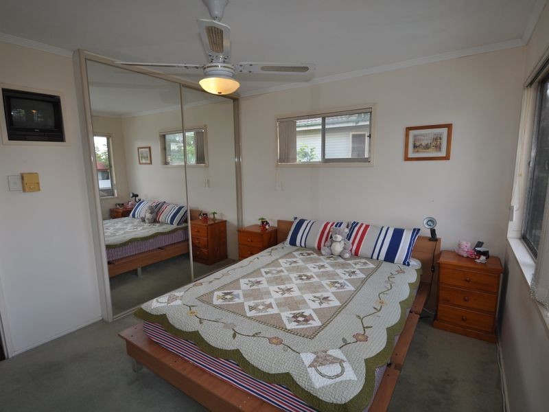 25 Ash Avenue, Woodridge QLD 4114