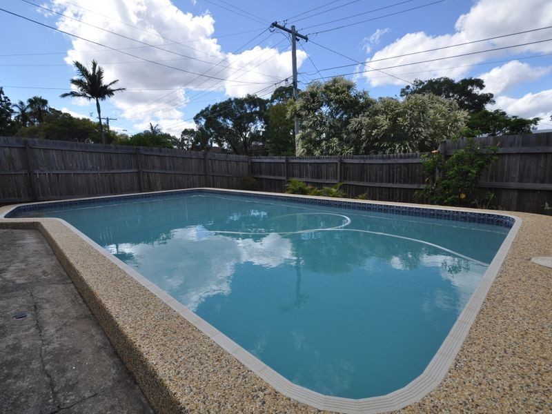 25 Ash Avenue, Woodridge QLD 4114