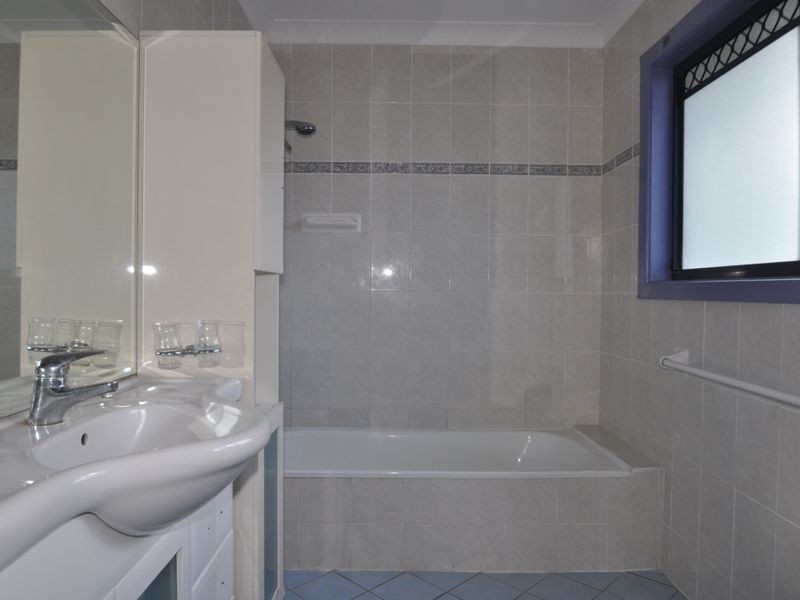 10 Paterson Street, Woodridge QLD 4114