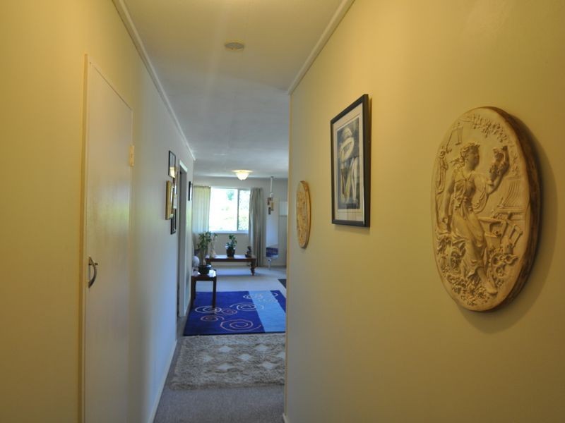 18 Yugumbri Cres, Logan Central QLD 4114