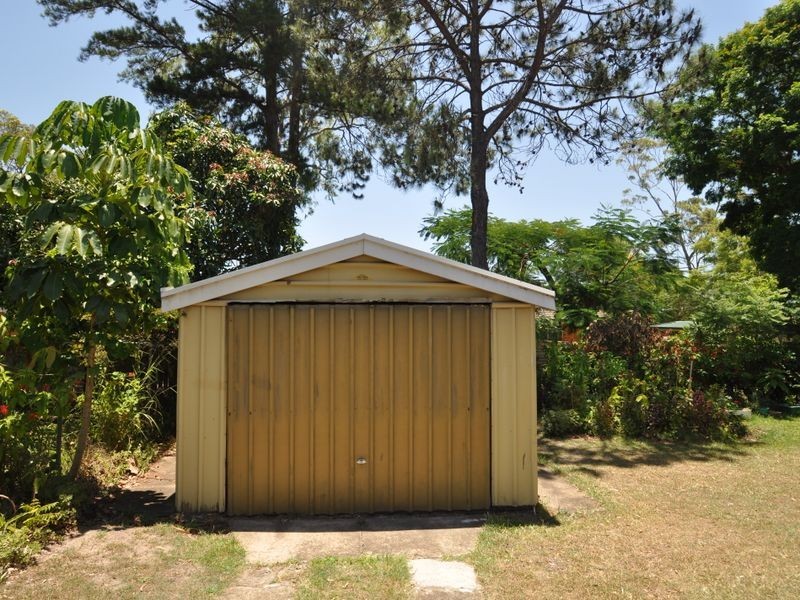 18 Yugumbri Cres, Logan Central QLD 4114