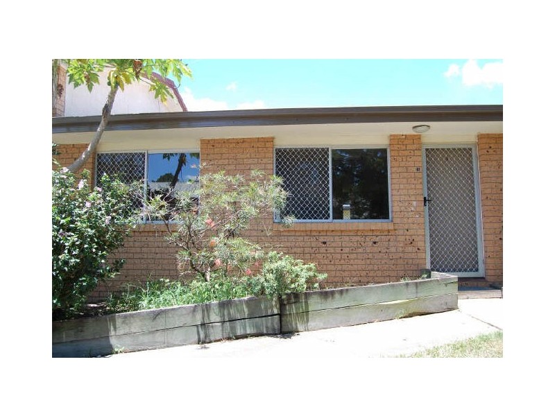 3/44 Defiance Rd, Logan Central QLD 4114