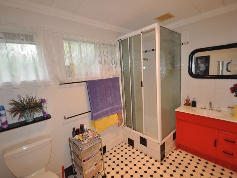 86 Mayes Ave, Kingston QLD 4114