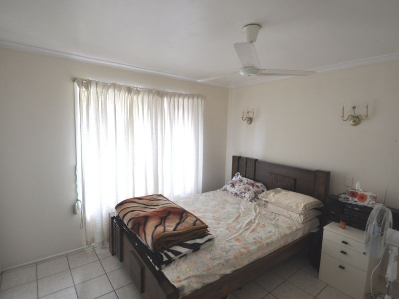 8/33 Clare Road, Kingston QLD 4114