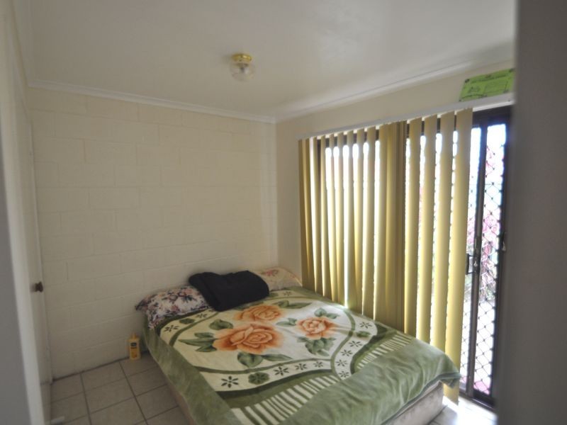 8/33 Clare Road, Kingston QLD 4114