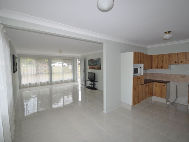 8 Nerine Street, Kingston QLD 4114