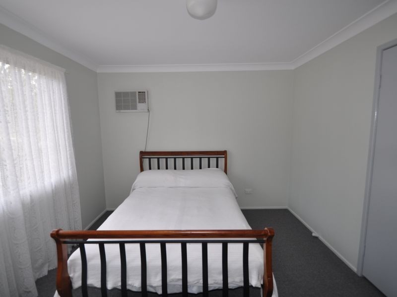 8 Nerine Street, Kingston QLD 4114