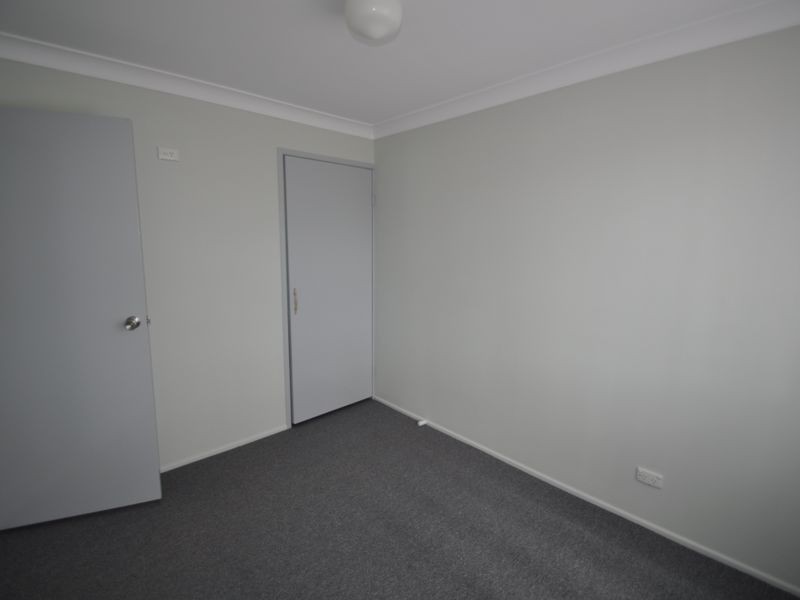 8 Nerine Street, Kingston QLD 4114