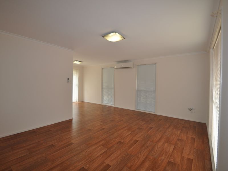 81 Anchusa Street, Kingston QLD 4114