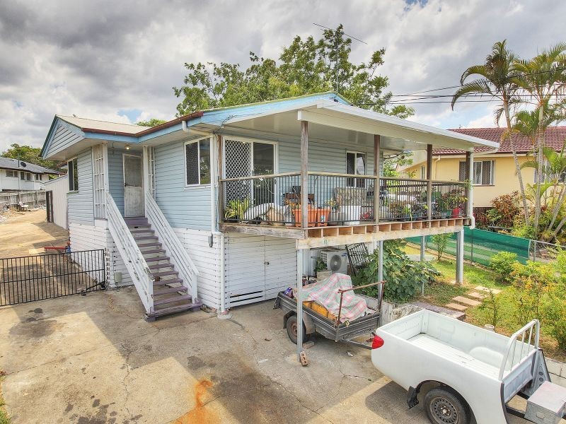 21 Floyd Street, Woodridge QLD 4114