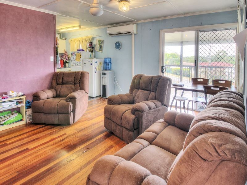 21 Floyd Street, Woodridge QLD 4114