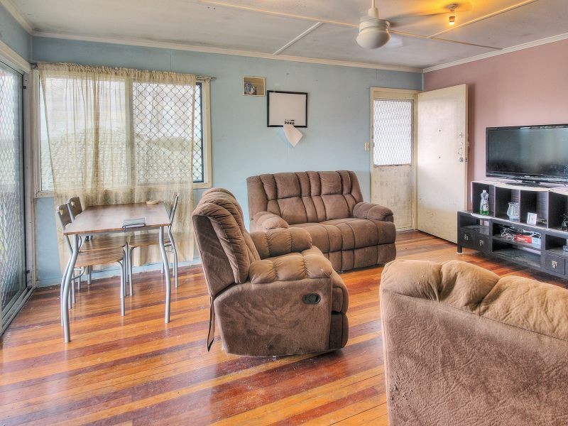 21 Floyd Street, Woodridge QLD 4114