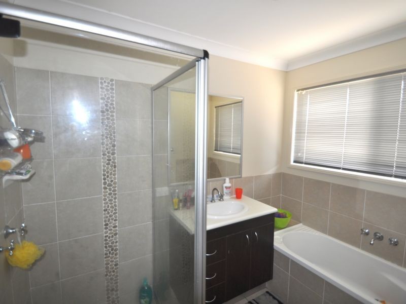 40a Pinelands Street, Loganlea QLD 4131
