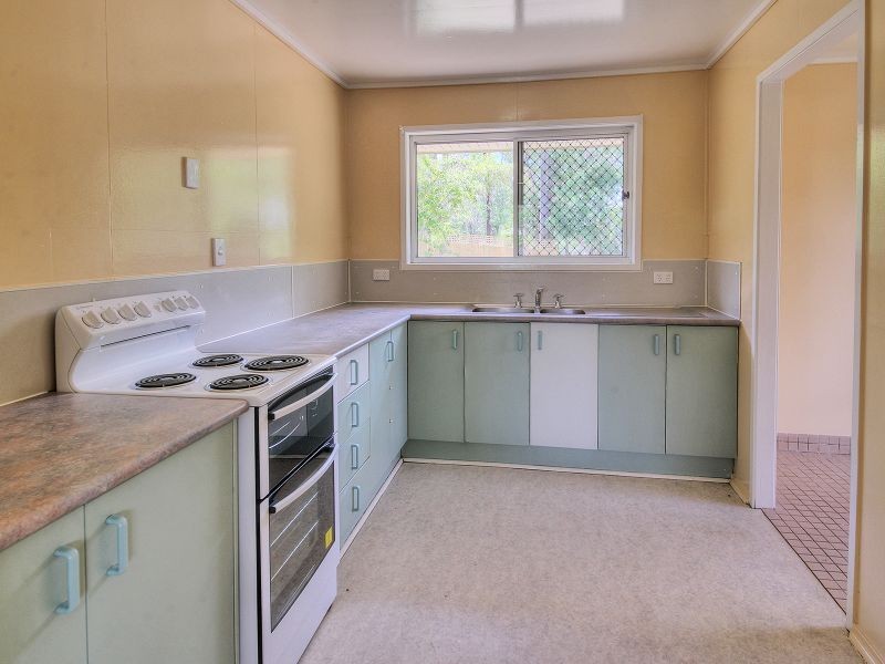 62 St Johns Way, Boronia Heights QLD 4124