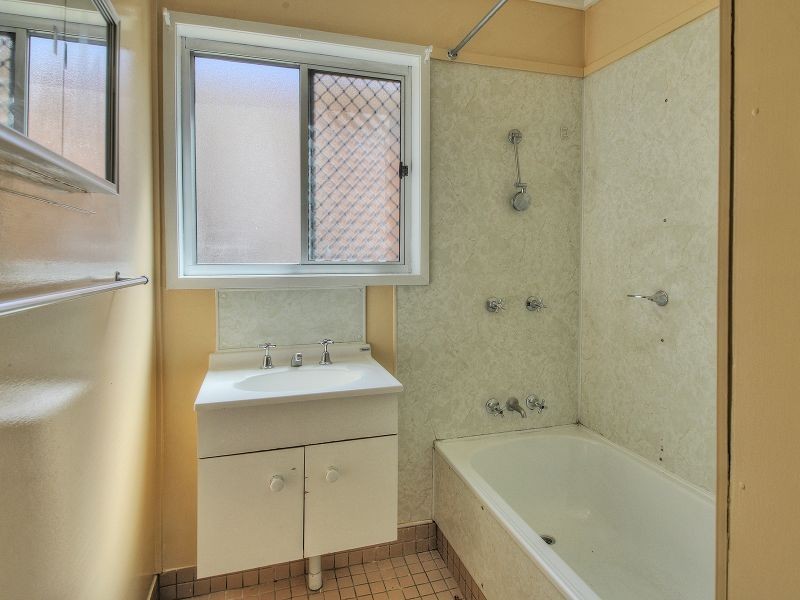 62 St Johns Way, Boronia Heights QLD 4124