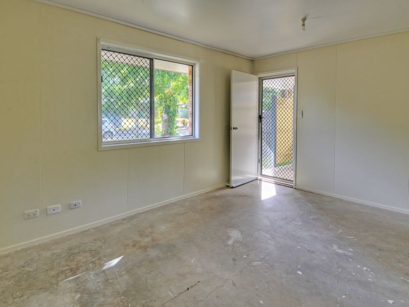 10 Kim Street, Marsden QLD 4132