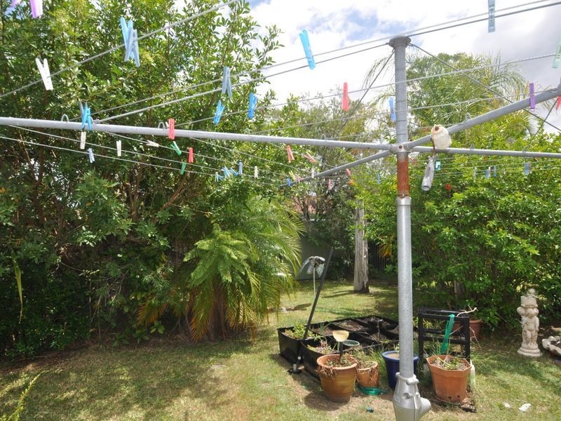 8 Carbeen Court, Logan Central QLD 4114