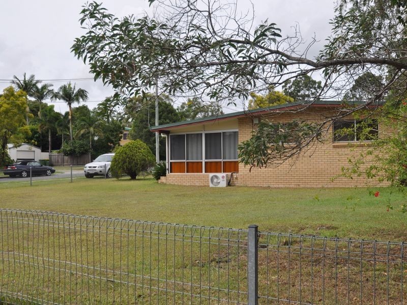 4 Crucis Street, Kingston QLD 4114
