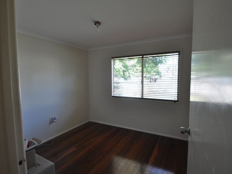 16 Luck Street, Slacks Creek QLD 4127