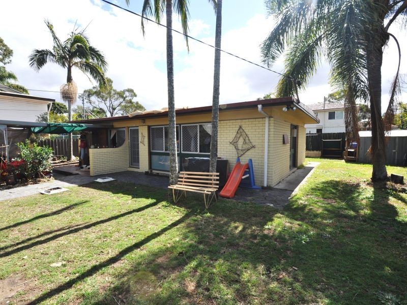 15 Karabil Street, Kingston QLD 4114