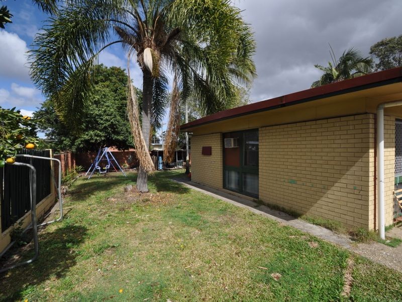 15 Karabil Street, Kingston QLD 4114