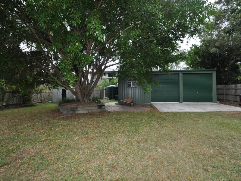 4 Dart Ave, Kingston QLD 4114