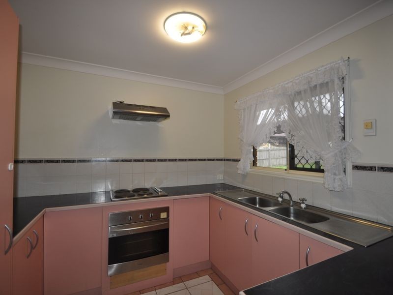 84 Julie Street, Crestmead QLD 4132