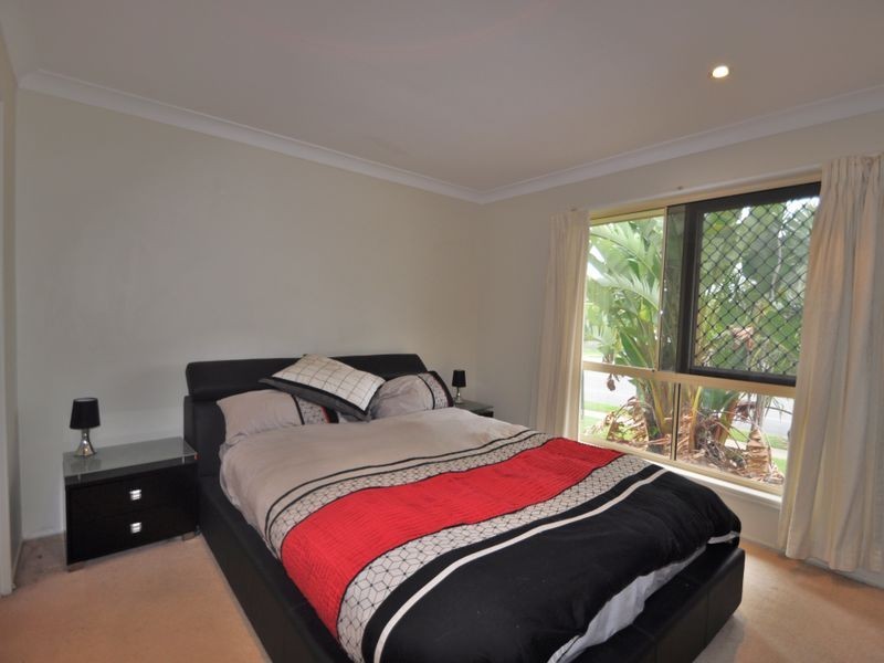 84 Julie Street, Crestmead QLD 4132