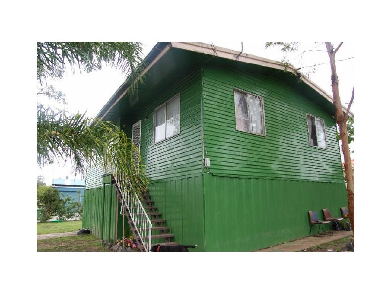 8 MACQUARIE STREET, Woodridge QLD 4114