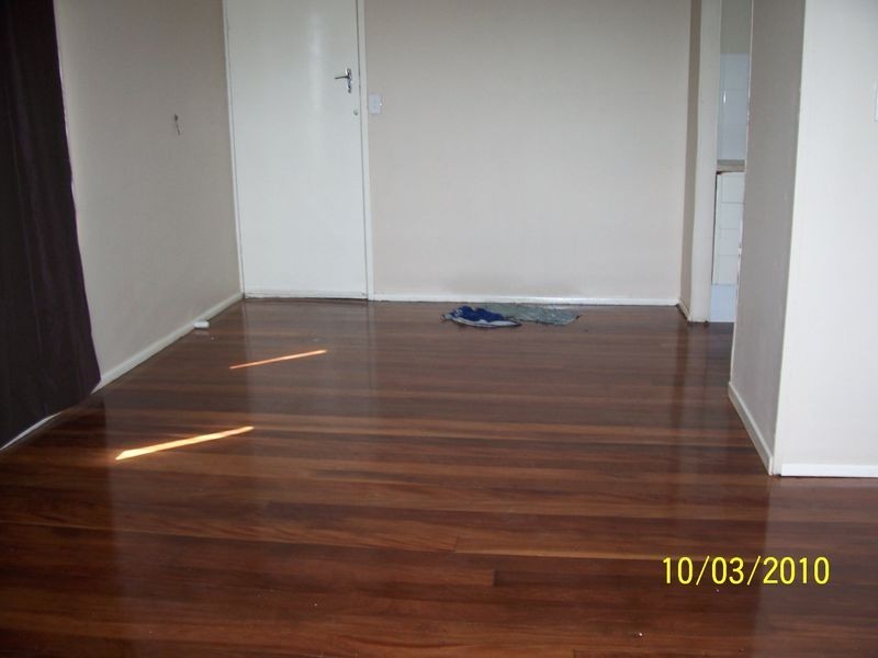 2 Sandra Street, Kingston QLD 4114