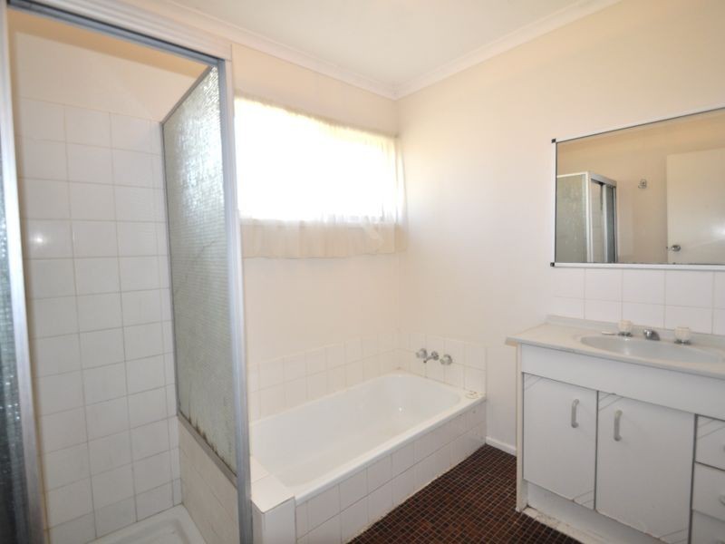 110 Bardon Road, Kingston QLD 4114