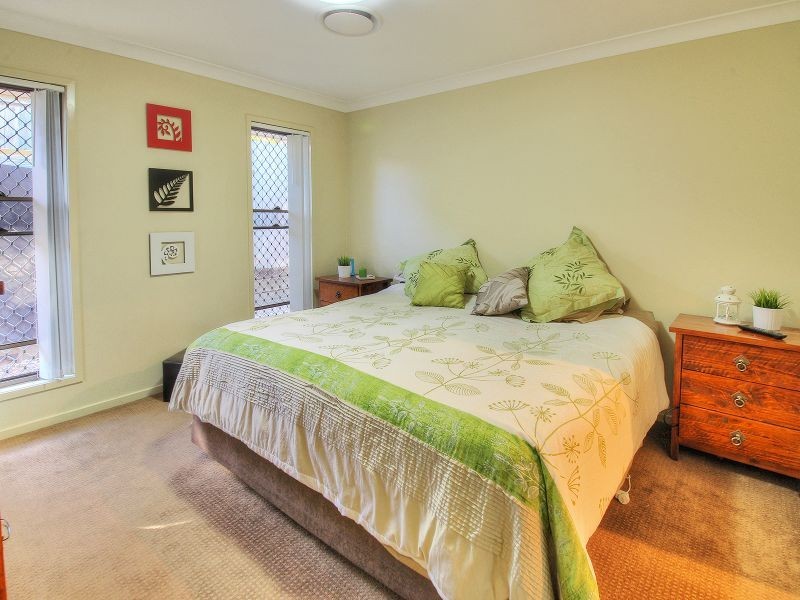 32 Allamanda Drive, Daisy Hill QLD 4127