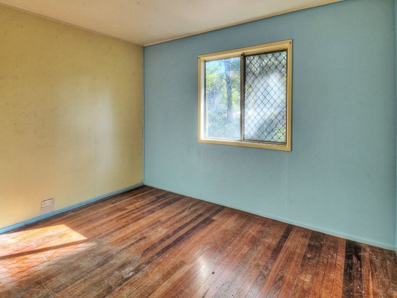 4 Willow Street, Woodridge QLD 4114